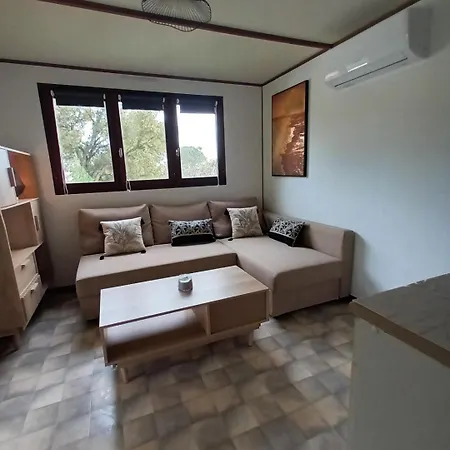 Campingplatz Mobile Dans Un Coin De Paradis *