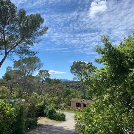 Mobile Dans Un Coin De Paradis Campingplatz *