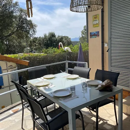 Campingplatz Mobile Dans Un Coin De Paradis *