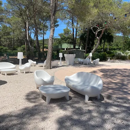 Camping Mobile Dans Un Coin De Paradis Fréjus